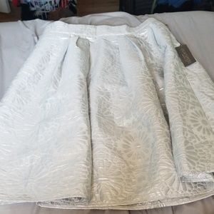 Eva Mendes skirt